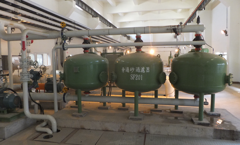 淺層砂過(guò)濾器應(yīng)用現(xiàn)場(chǎng) 淺層砂過(guò)濾器應(yīng)用現(xiàn)場(chǎng)